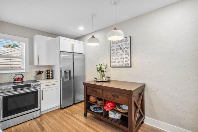 215 S Palmway, Lake Worth Beach, FL 33460