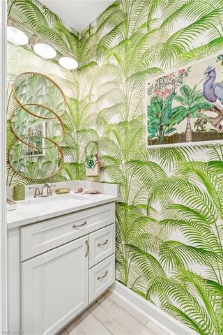 15259 Devon Green LN, Naples, FL 34110