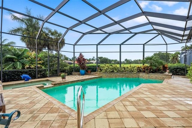 15259 Devon Green LN, Naples, FL 34110