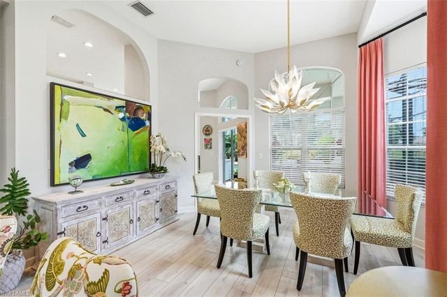 15259 Devon Green LN, Naples, FL 34110