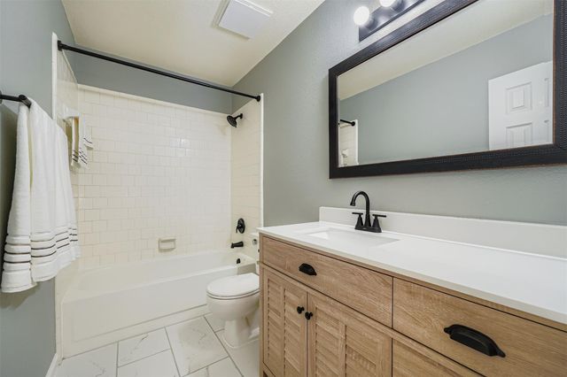 8223 Monona Ave, Austin, TX 78717