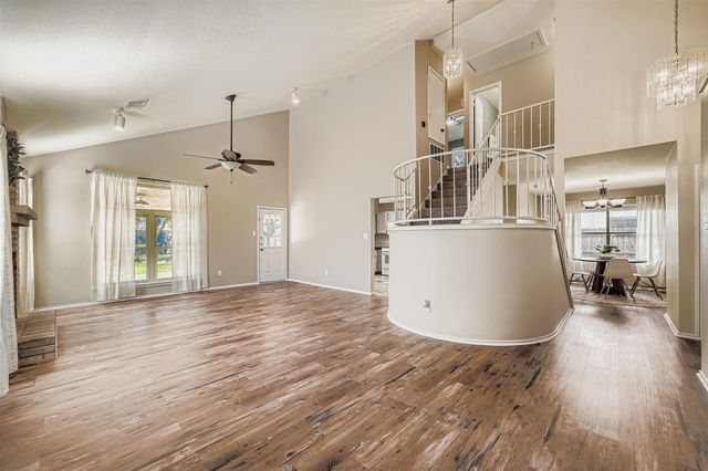 8223 Monona Ave, Austin, TX 78717