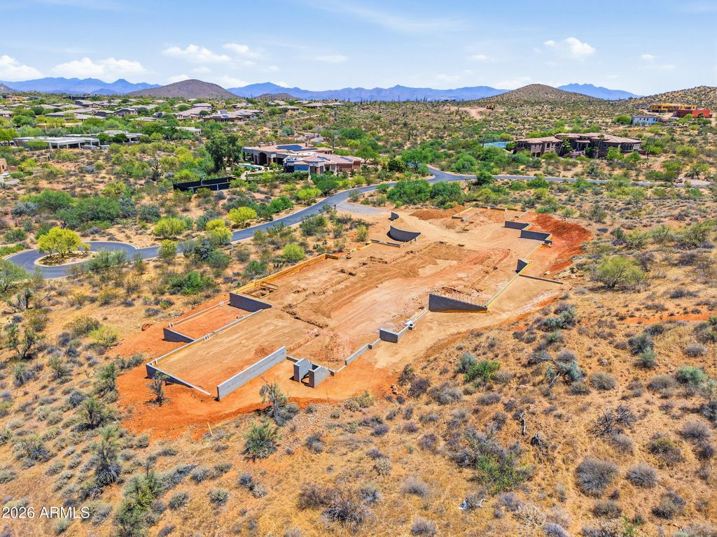 Image 7 of property listing at 27686 N 113TH Place, Scottsdale, AZ 85262