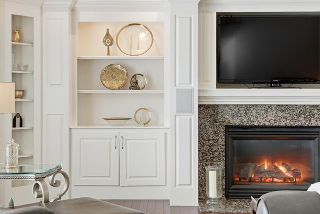 1555 Chalone Court, Crown Point, IN 46307