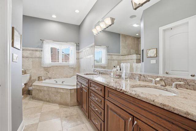 1555 Chalone Court, Crown Point, IN 46307