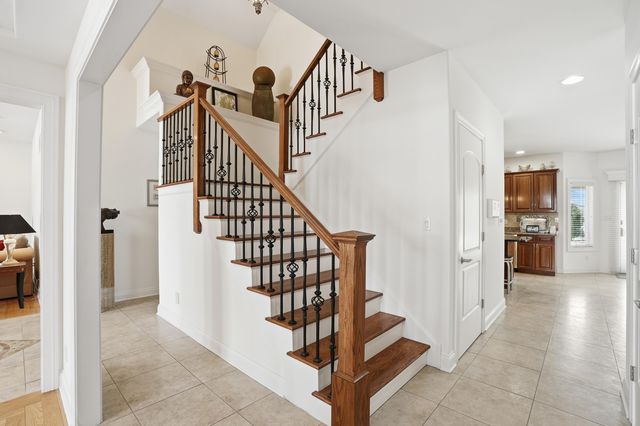 1555 Chalone Court, Crown Point, IN 46307