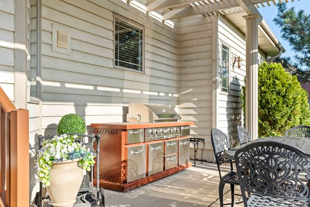 1555 Chalone Court, Crown Point, IN 46307