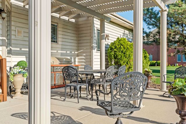 1555 Chalone Court, Crown Point, IN 46307