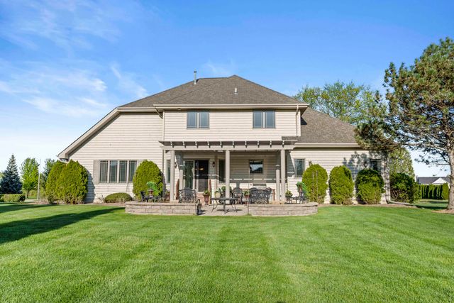 1555 Chalone Court, Crown Point, IN 46307