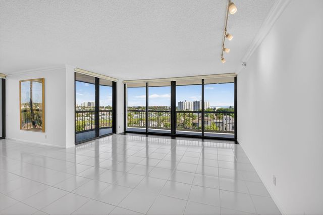 4740 S Ocean Boulevard 805, Highland Beach, FL 33487