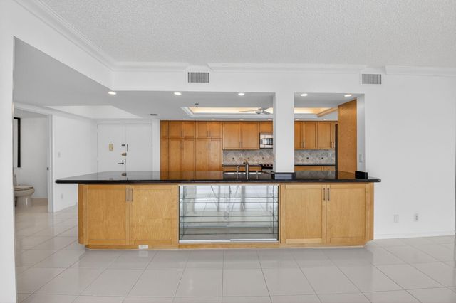 4740 S Ocean Boulevard 805, Highland Beach, FL 33487