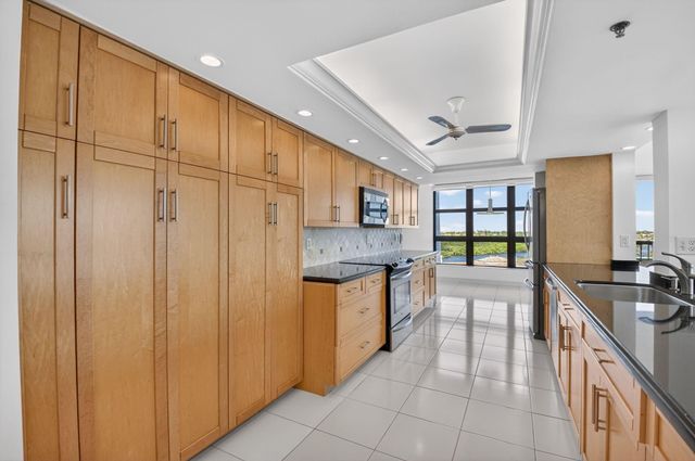 4740 S Ocean Boulevard 805, Highland Beach, FL 33487