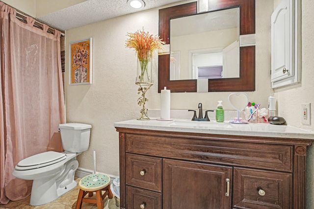 1349 Mantlebrook Drive, Desoto, TX 75115