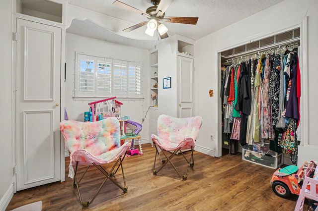 1349 Mantlebrook Drive, Desoto, TX 75115