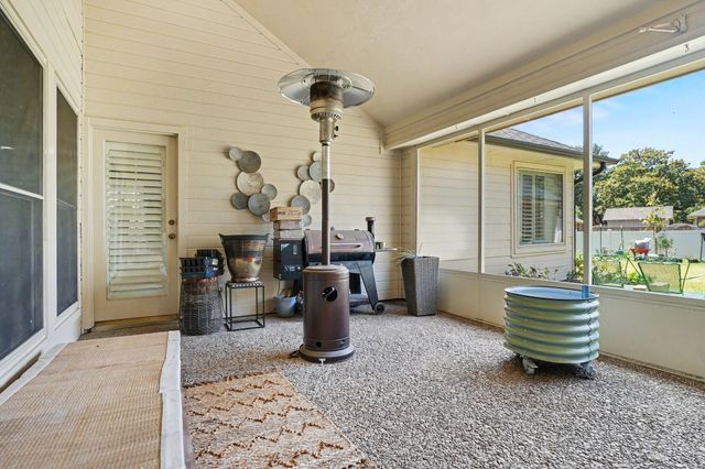 1349 Mantlebrook Drive, Desoto, TX 75115