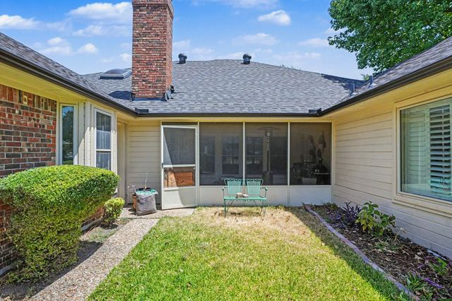 1349 Mantlebrook Drive, Desoto, TX 75115