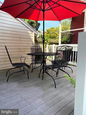 18 THOMAS AVE, Bryn Mawr, PA 19010