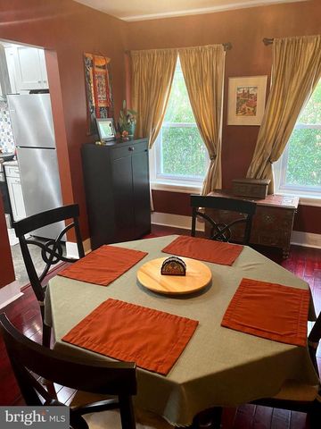 18 THOMAS AVE, Bryn Mawr, PA 19010