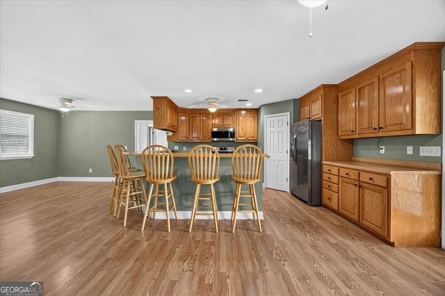 6316 Michael Drive, Lizella, GA 31052