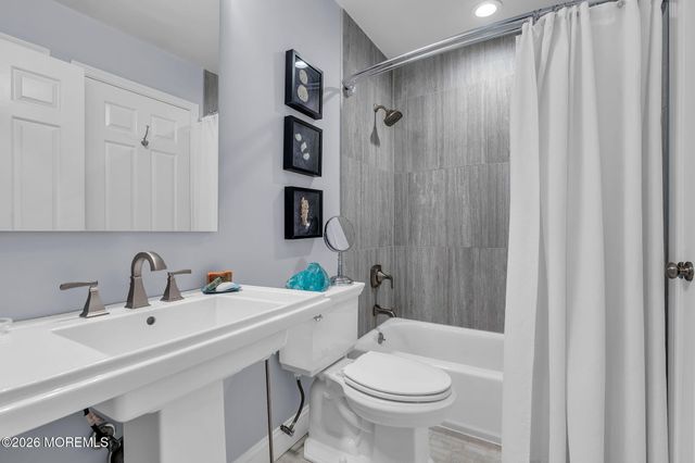 3901 Buckingham Circle, Middletown, NJ 07748