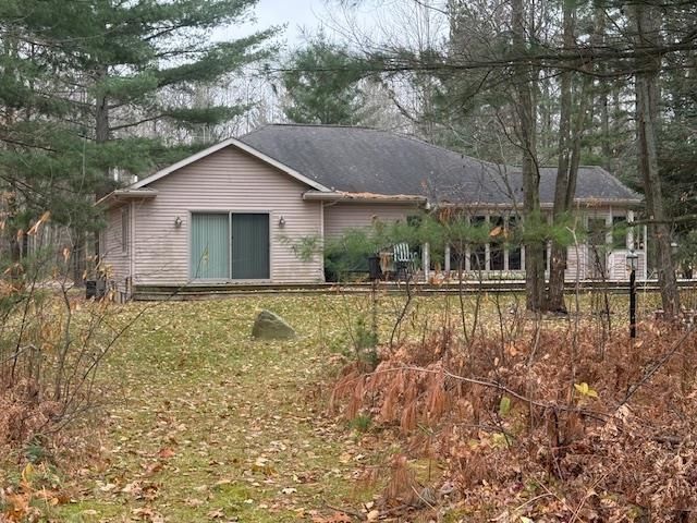 7353 Artesia Beach Road, Saint Helen, MI 48656