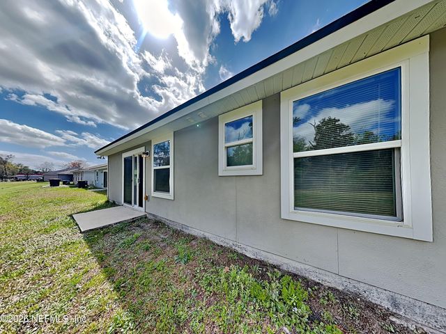 7057 CAMFIELD LANDING Drive, Jacksonville, FL 32222