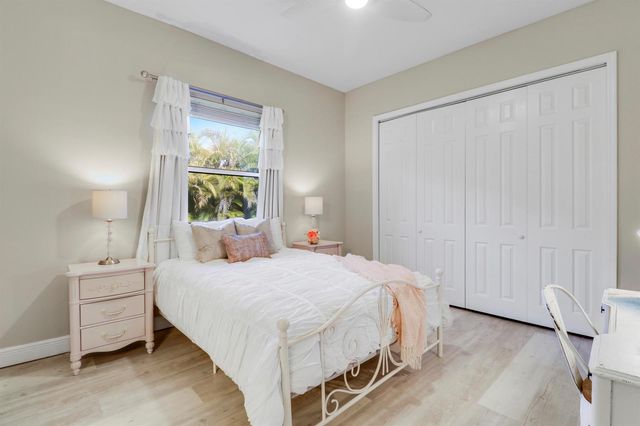 18512 SE Old Trail Drive E, Jupiter, FL 33478