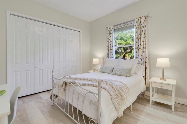 18512 SE Old Trail Drive E, Jupiter, FL 33478