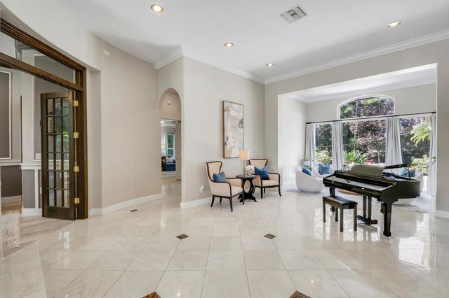 18512 SE Old Trail Drive E, Jupiter, FL 33478