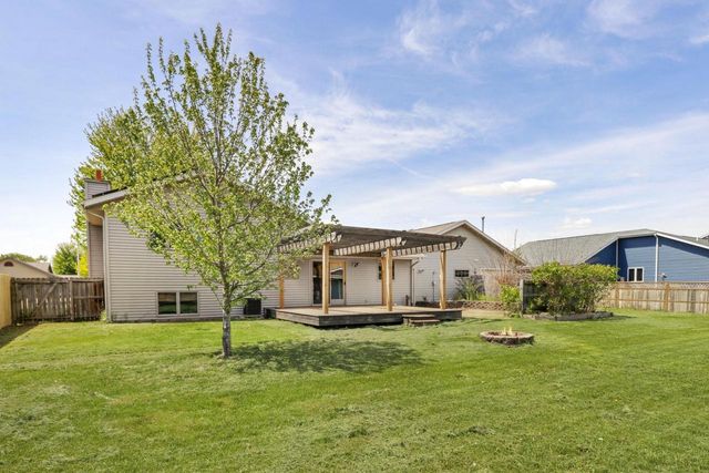 3303 Tennyson Drive, Janesville, WI 53548