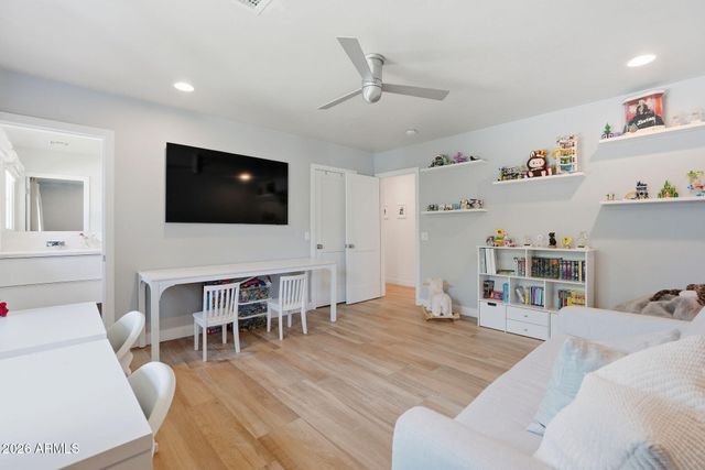 3427 E MARIPOSA Street, Phoenix, AZ 85018