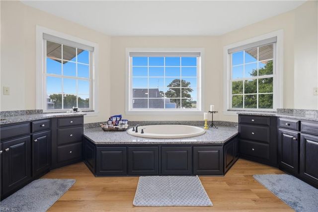 12 Knodishall WAY, Hampton, VA 23664