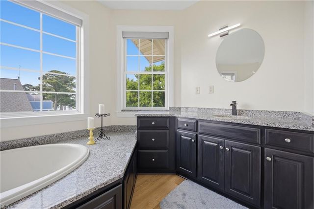 12 Knodishall WAY, Hampton, VA 23664