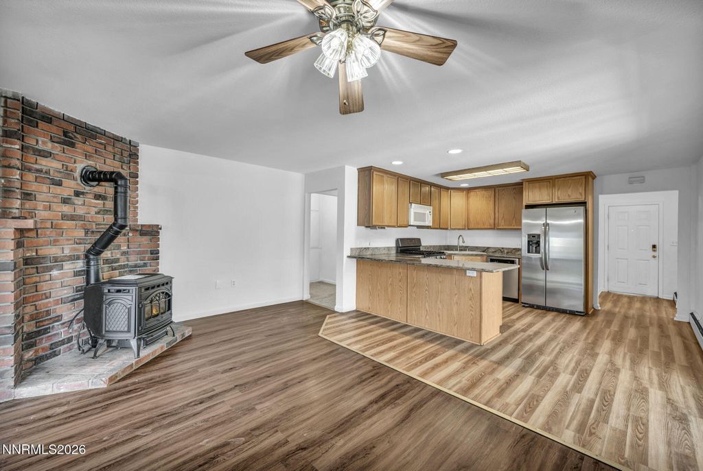 Image 6 of property listing at 4591 E Nye Lane, Carson City, NV 89706