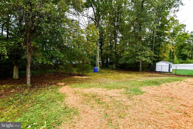 2650 PINEWOOD DR, Waldorf, MD 20601