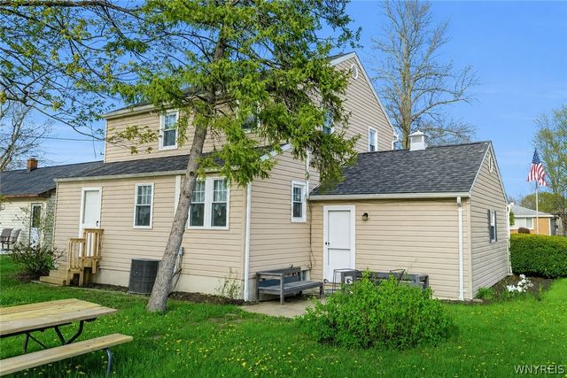 226 Clearfield Drive, Amherst, NY 14221