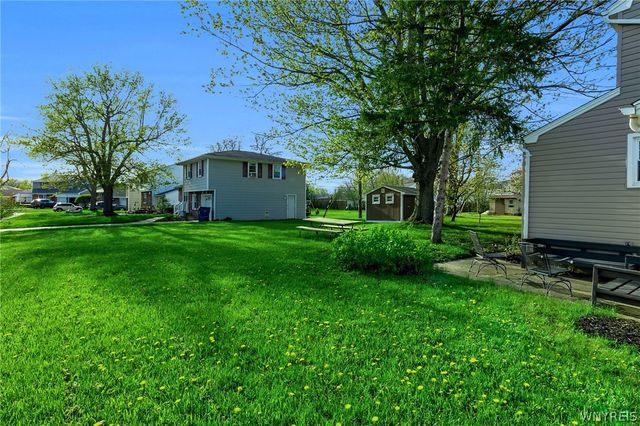 226 Clearfield Drive, Amherst, NY 14221