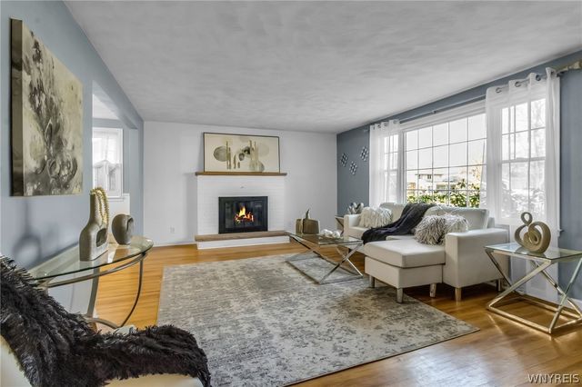 226 Clearfield Drive, Amherst, NY 14221