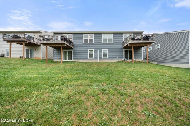 10040 Windcrest Farms Ln, Louisville, KY 40291