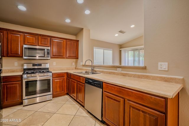 44633 W YUCCA Lane, Maricopa, AZ 85138