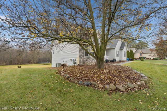 15082 Meadow Lane, Linden, MI 48451