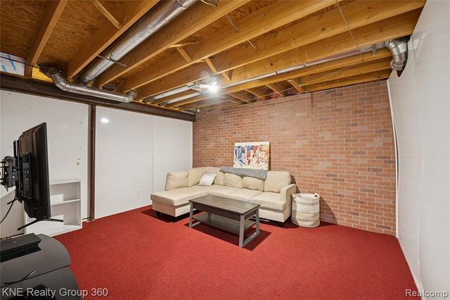 15082 Meadow Lane, Linden, MI 48451