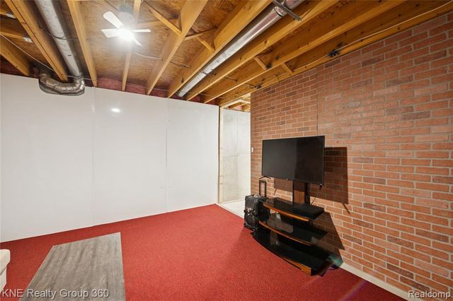 15082 Meadow Lane, Linden, MI 48451