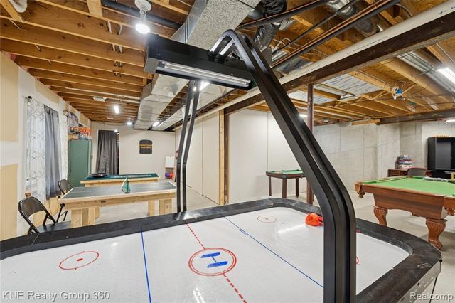 15082 Meadow Lane, Linden, MI 48451