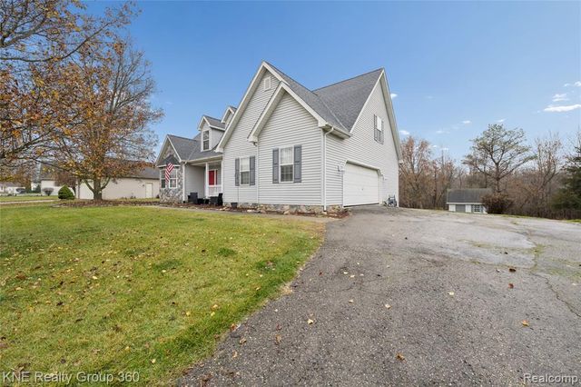 15082 Meadow Lane, Linden, MI 48451