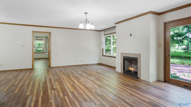 102 Boys Ranch Road, Hartselle, AL 35640