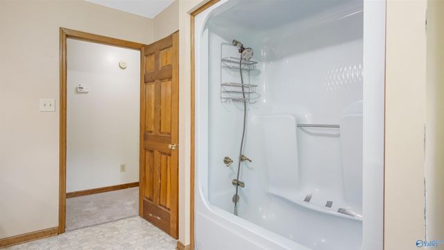 102 Boys Ranch Road, Hartselle, AL 35640