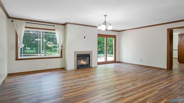 102 Boys Ranch Road, Hartselle, AL 35640