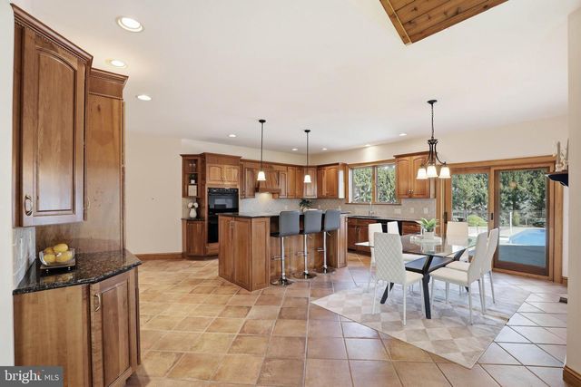 2 BREEZY KNL, Lititz, PA 17543