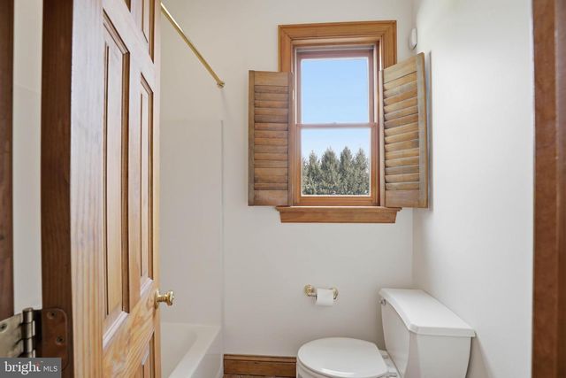 2 BREEZY KNL, Lititz, PA 17543